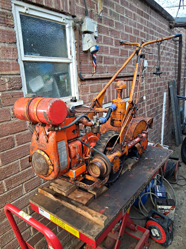 Howard petrol rotavator 197cc - howard,